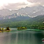 Lichtenstern Апартаменты *
