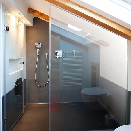 Lichtenstern Apartment Oberau (Garmisch-Partenkirchen)